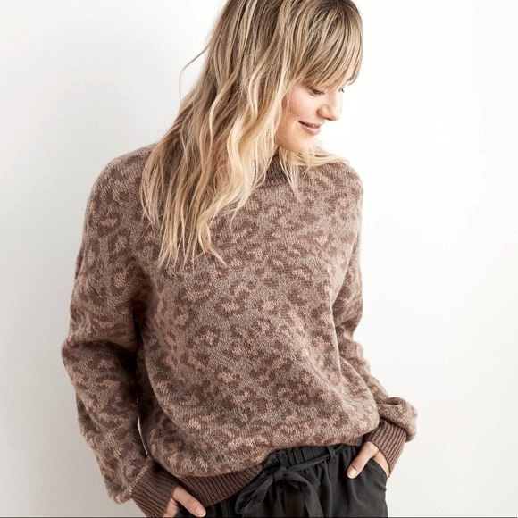 aerie Tops - SANDBOX LS TOPS in Sandy Leopard Raw Sienna & Taupe